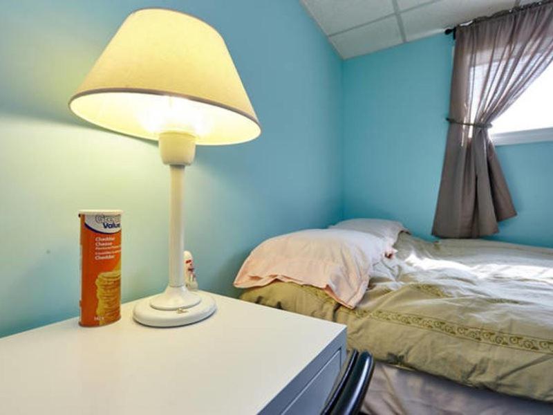 Private Room Near Airport Mississauga Exterior photo